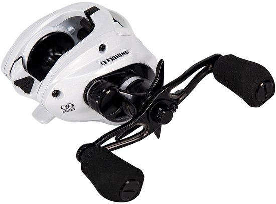 13 Fishing Concept C2 Baitcasting Reel Wit Ratio: 8.3:1 van Merkloos