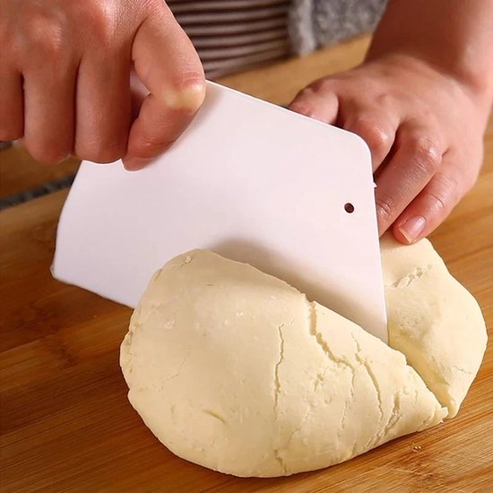 1Pc Thuis Diy Deeg Cutter Gebogen Cake Cream Spatel Plastic Boter Beslag Gebak Schraper Bakken Tool Keuken Gadgets Accessoires