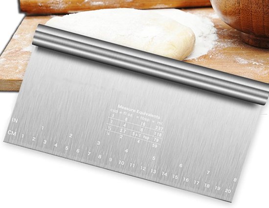 22 cm roestvrijstalen bankschraper en deegsnijder - zware broodschraper met meetmarkeringen, professionele deegschraper voor bakken, gebak, pizzadeegbereiding