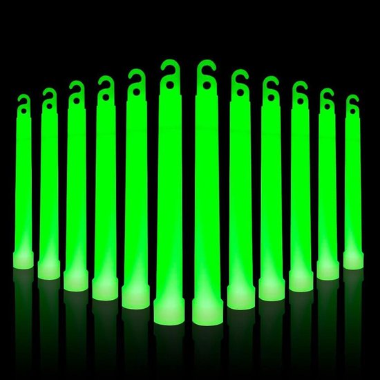25-Stuks Groene Glow Sticks - Ultra Felle - Party Packs - 6 Inch - Kerstmis - Kamperen - Haak En Gat - Glow In The Dark - Partygunsten - Grote Groene Glows - Geschikt Voor - Glows - Sticks - Groene - Kleur . van The Glowhouse