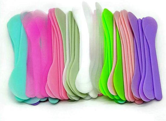 50 stuks reisspatel voor cosmetica, bulk wegwerpbare make-upspatels plastic schep, 13 x 3 cm, huidverzorging gezichtsmasker crème lepel stick tip voor cosmetisch mengen, bemonsteren, waxen, 9