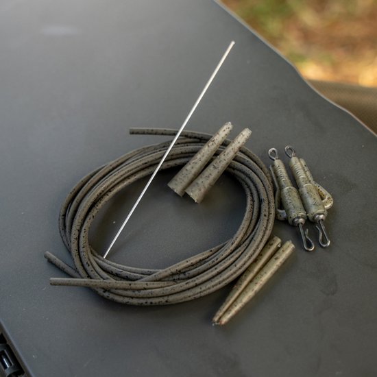 Avid Carp Outline Lead Clip Tungsten Tubing Kit - Complete Tungsten Lead Clip Set-up voor 2 Hengels van Avid Carp