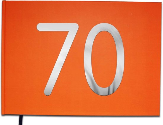 Gastenboek 70 jaar - verjaardag, huwelijk, pensioen - verchroomde letters - 100 pagina's - premium kwaliteit oranje koraal