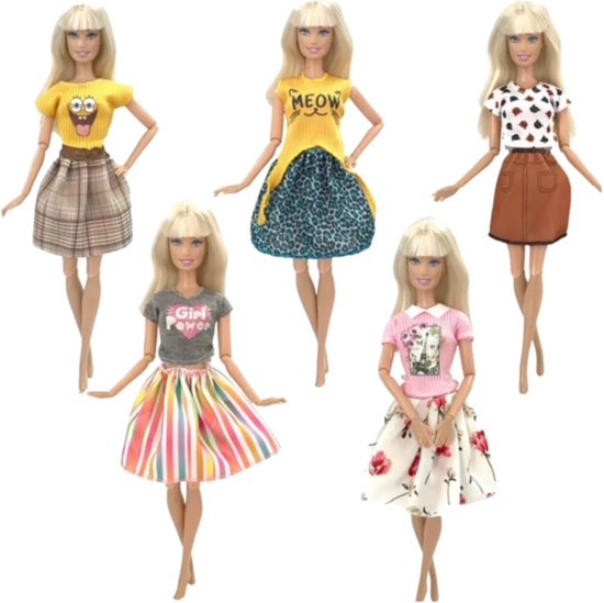 Isa's Friends® Poppenkleertjes - 5 Outfits voor poppen - Geschikt voor o.a Barbie - Setje 'Sophie'' van Isa's friends