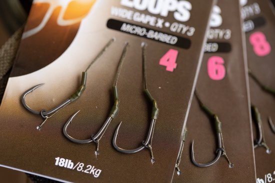 "Korda Loop Rigs DF Wide Gape X - 18lb - Maat 4 - "