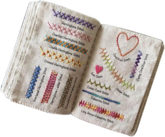 Mini naaiboek - Borduuroefenschrift - Creatief handwerk - Reisvriendelijk ontwerp - Mini formaat - Stofkleurig