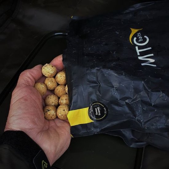 MTC | Sweet Scopex | Boilie | 5kg | 16 mm van Merkloos