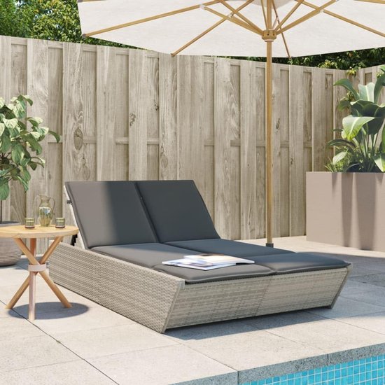Poly rattan ligbed met verstelbare rugleuning tweepersoons lichtgrijs