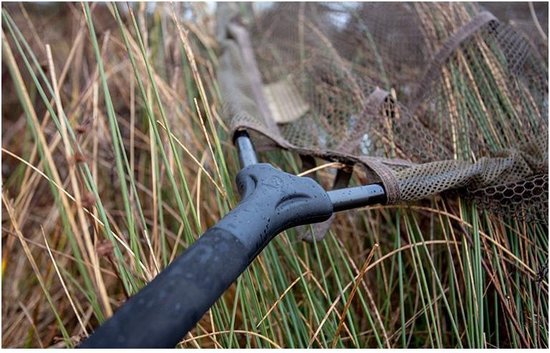 Trakker Sanctuary T8 Landing Net 42'' van Trakker