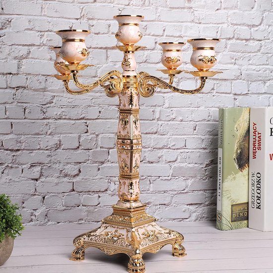 Vintage Luxe Kaarshouder met Reliëf voor Woondecoratie, Bruiloftsornamenten, Stevig Legeringsmateriaal