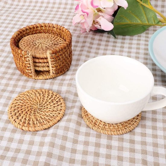 Vintage Rotan Bekeronderzetters 6 Stuks met Uniek Weefwerk en