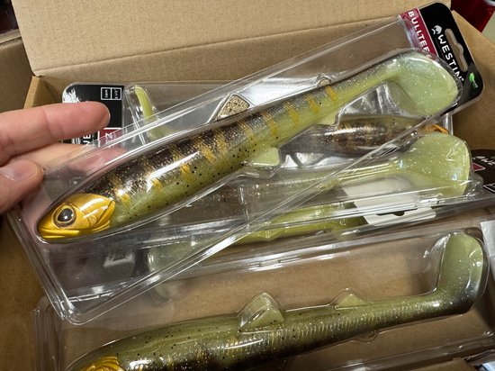 Westin BullTeez 24cm 109g Kunst aas voor snoek en baars